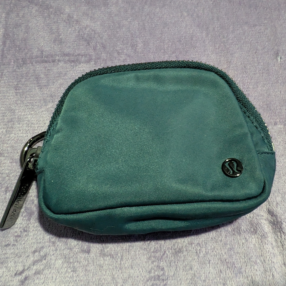 lululemon athletica Mini Bag in Teal